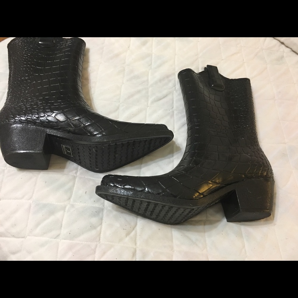 Western Style Rain Boots